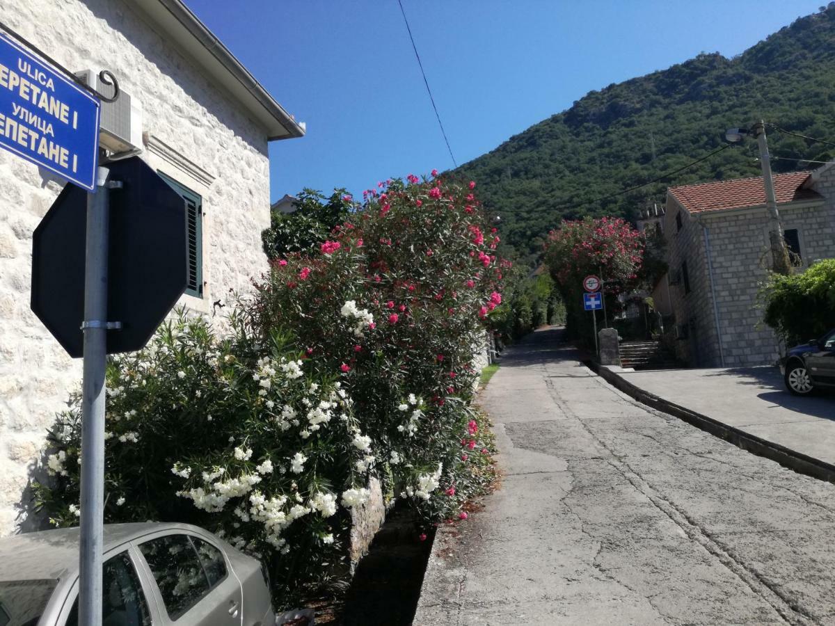 Apartman Irena Tivat Exterior photo